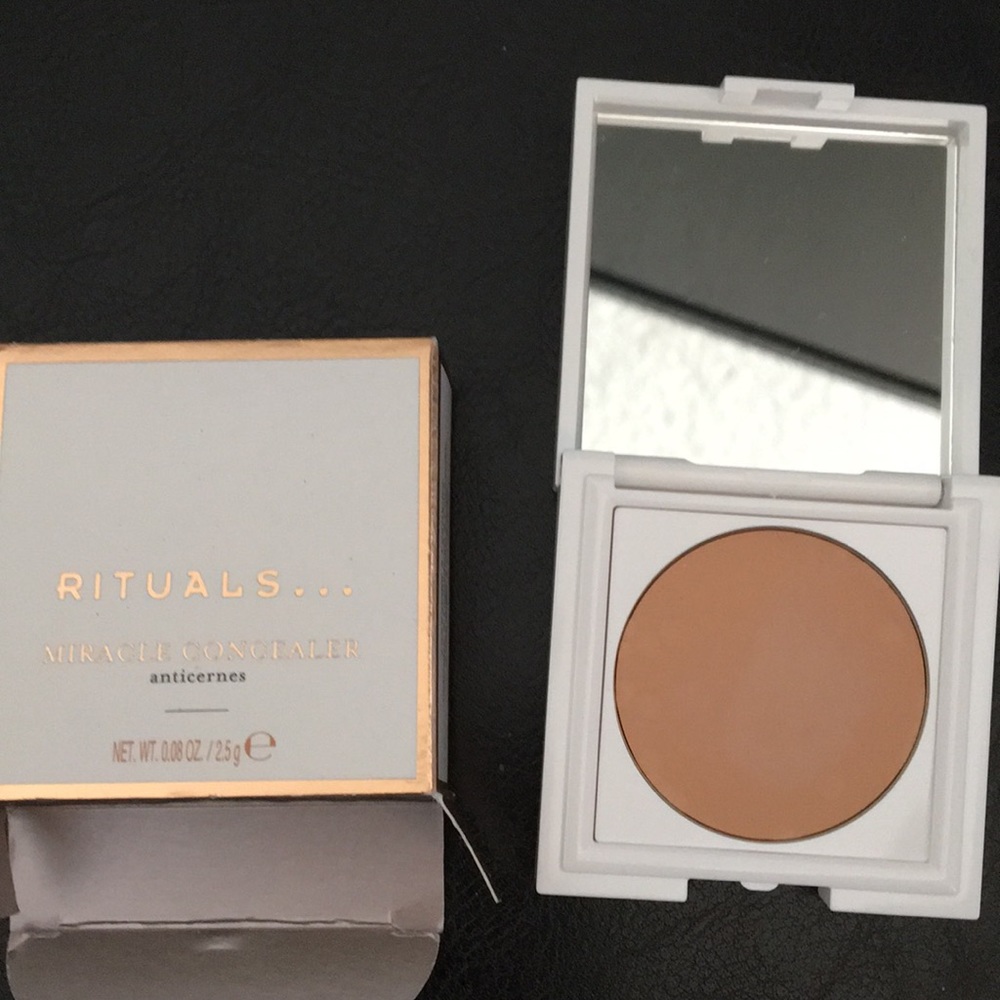 New Rituals... Miracle Concealer with Mirror Boxed
